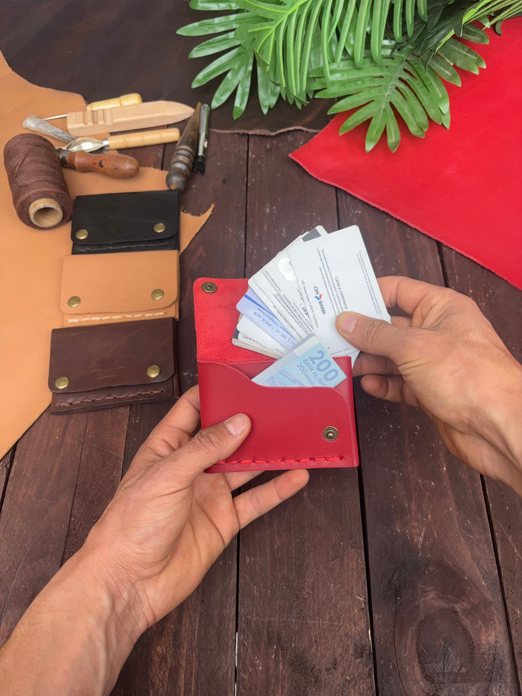 Anis - Compact Leather Wallet