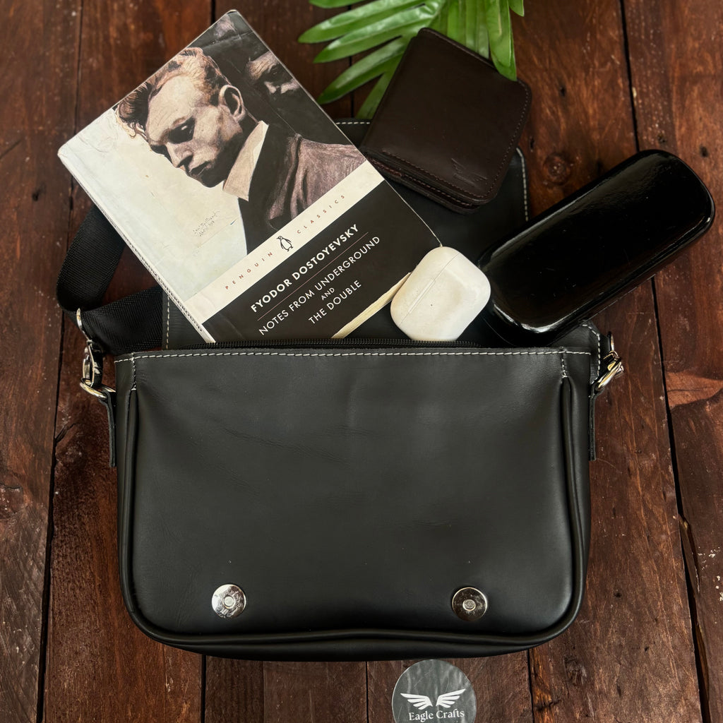 The Essential – Leather Crossbody Bag