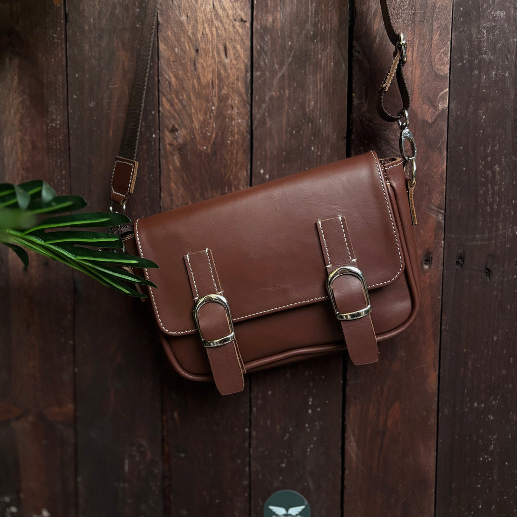 The Essential – Leather Crossbody Bag